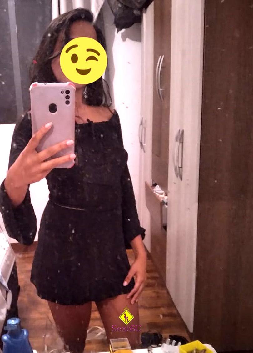 FOTO Morena Fogosa  Garota de Programa e Acompanhante Aparecida de Goiânia - GAROTAS BR https://garotasbr.com.br/acompanhantes-aparecida-de-goiania-go/202106232855/ - Morena Fogosa  - Aparecida de Goiânia - GAROTAS BR