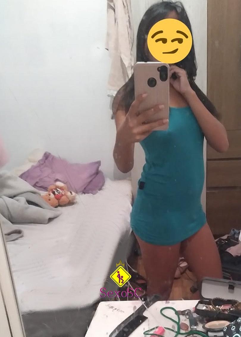 FOTO Morena Fogosa  Garota de Programa e Acompanhante Aparecida de Goiânia - GAROTAS BR https://garotasbr.com.br/acompanhantes-aparecida-de-goiania-go/202106232855/ - Morena Fogosa  - Aparecida de Goiânia - GAROTAS BR