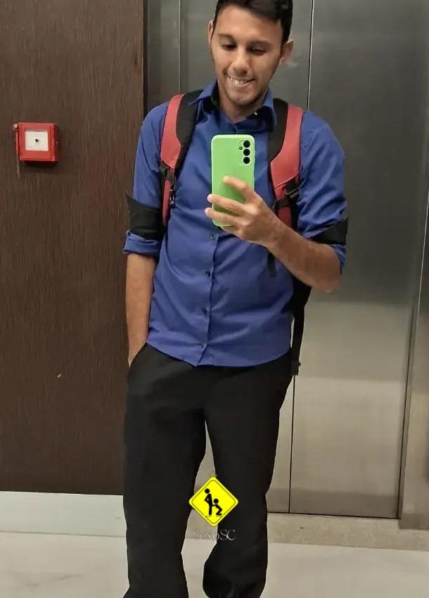 FOTO Alexandre  Garoto de Programa e Acompanhante masculino Araquari - GAROTAS BR https://garotasbr.com.br/acompanhantes-araquari-sc/202403174802/ - Alexandre  - Araquari - GAROTAS BR