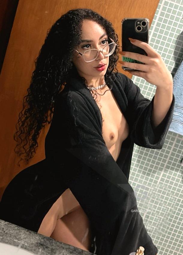 FOTO Helena Garota de Programa e Acompanhante Gramado - GAROTAS BR https://garotasbr.com.br/acompanhantes-gramado-rs/202507031140/ - Helena - Gramado - GAROTAS BR
