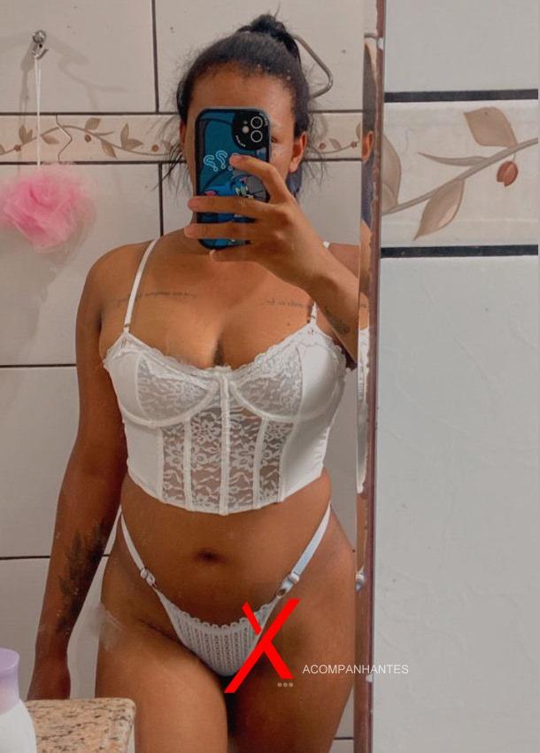 FOTO Vanessa  Garota de Programa e Acompanhante Itajaí - GAROTAS BR https://garotasbr.com.br/acompanhantes-itajai-sc/202406225836/ - Vanessa  - Itajaí - GAROTAS BR
