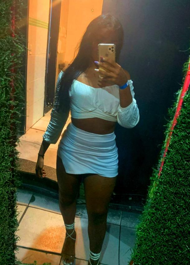 FOTO Bahiana TS Acompanhante ts, transex e travesti Joinville - GAROTAS BR https://garotasbr.com.br/acompanhantes-joinville-sc/2023061258212/ - Bahiana TS - Joinville - GAROTAS BR