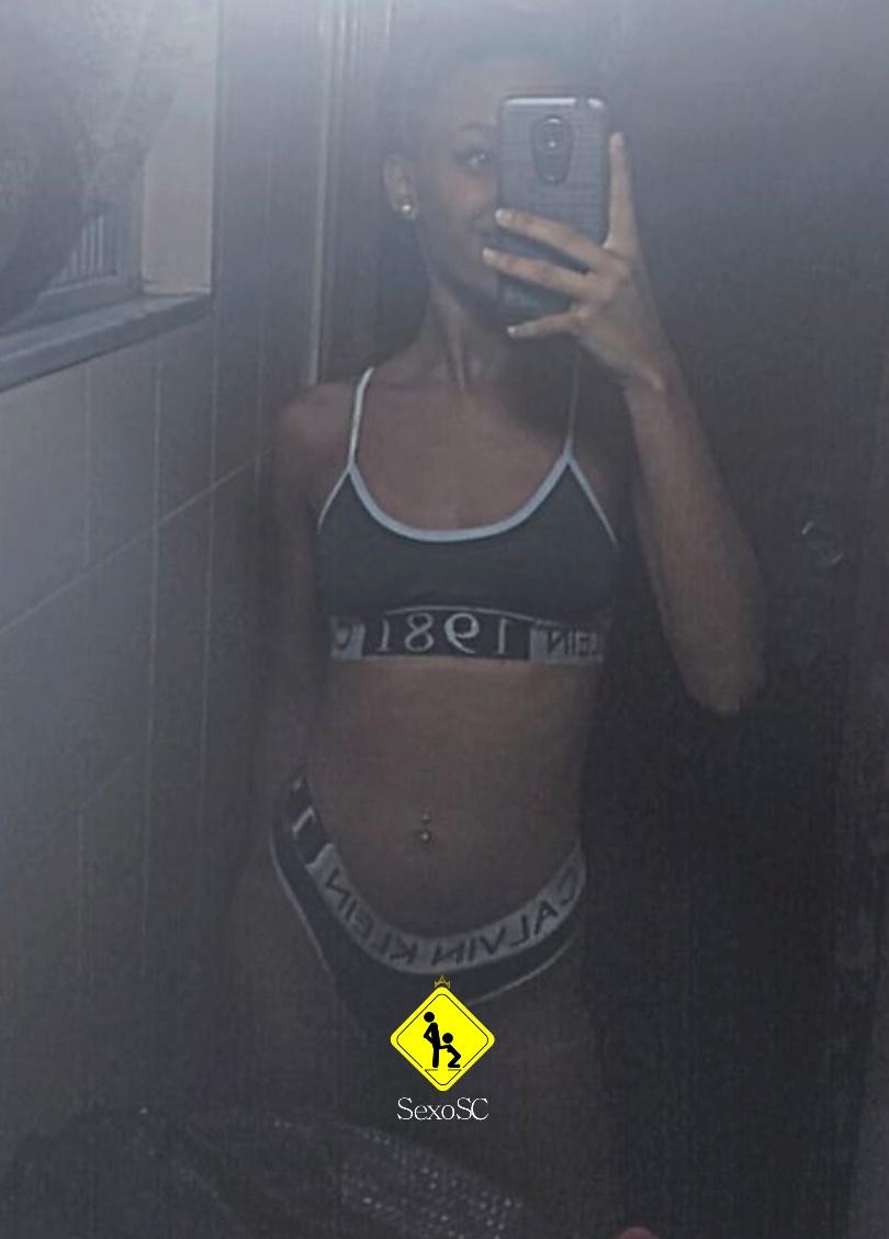 FOTO Jenifer  Garota de Programa e Acompanhante Nova Iguaçu - GAROTAS BR https://garotasbr.com.br/acompanhantes-nova-iguacu-rj/202303241101/ - Jenifer  - Nova Iguaçu - GAROTAS BR