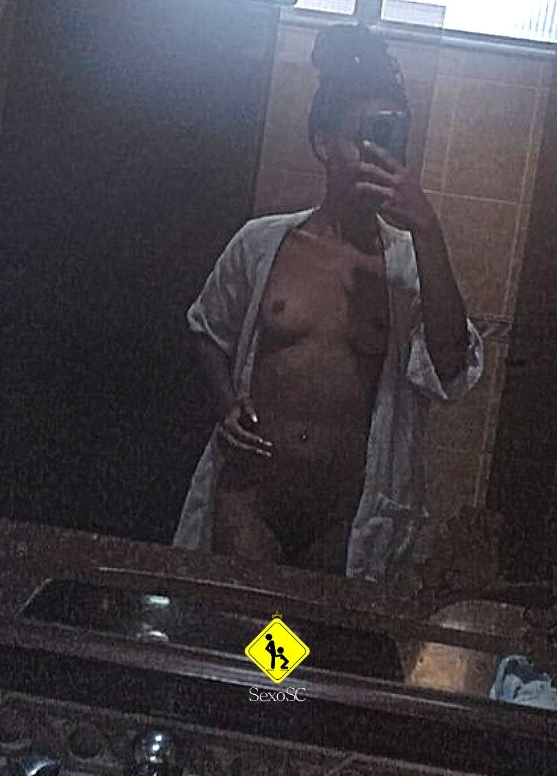 FOTO Jenifer  Garota de Programa e Acompanhante Nova Iguaçu - GAROTAS BR https://garotasbr.com.br/acompanhantes-nova-iguacu-rj/202303241101/ - Jenifer  - Nova Iguaçu - GAROTAS BR